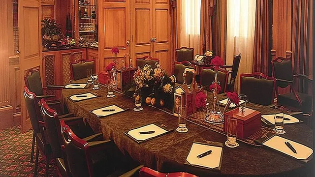 Hotel Windsor Suites photo 1
