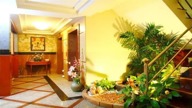 TARA LAKE AIRPORT HOTEL photo 3