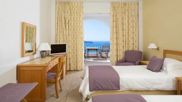 Atlantis Hotel Santorini photo 1