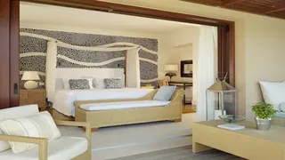 Meltemi Luxury Suites