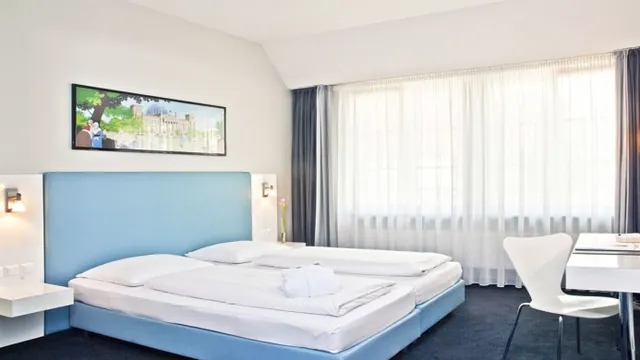 Winters Hotel Berlin Mitte The Wall at Checkpoint Charlie photo 2