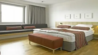 Airport Hotel Smari