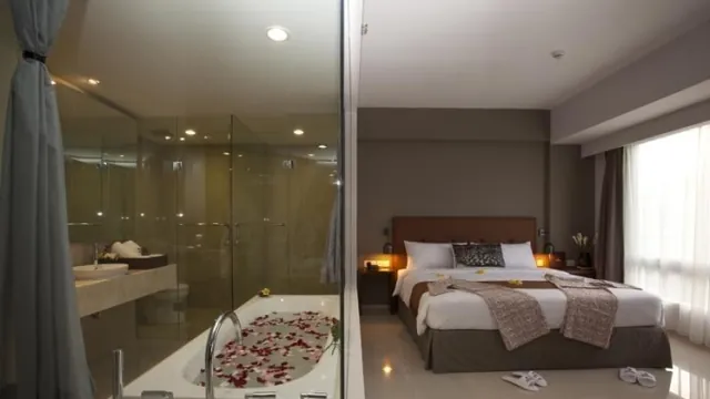 Ananta Legian Hotel photo 2