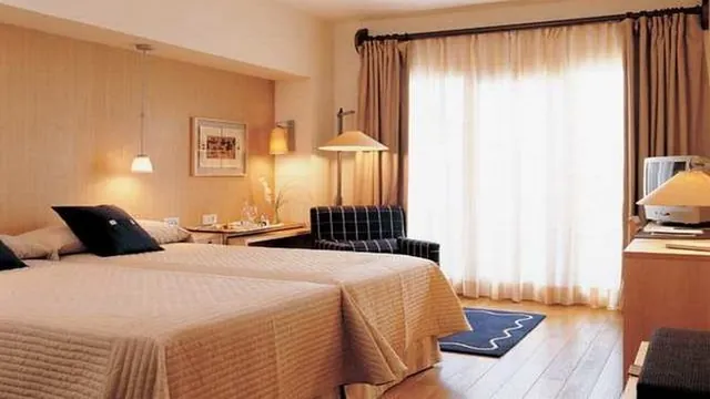 NH Alanda Resort Marbella photo 3
