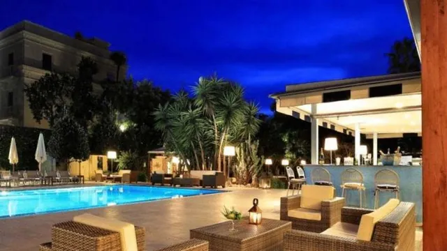 Mediterraneo Hotel Sorrento photo 2