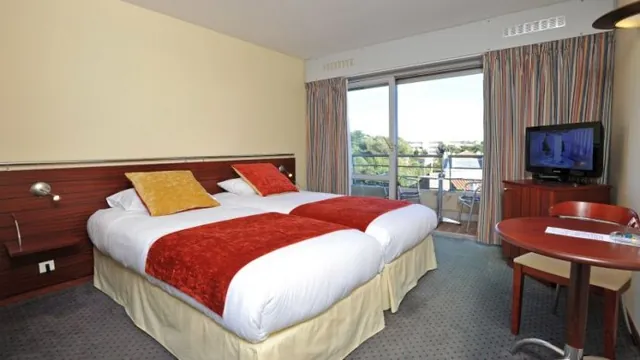 Les Brises Hotel La Rochelle photo 2