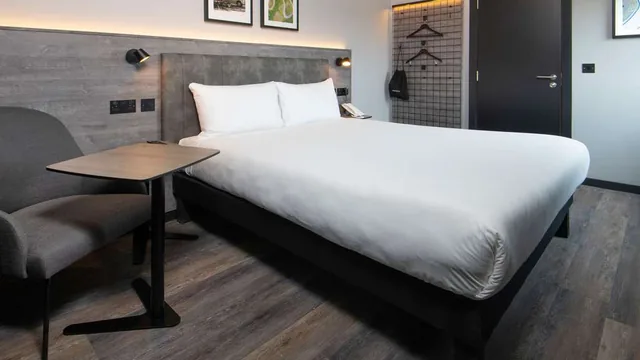 Ibis Styles London Gatwick Airport photo 6