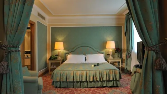 Royal Garden Hotel Milan photo 2