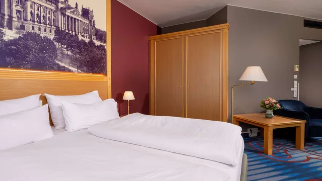 Mercure Hotel Berlin Tempelhof photo 1