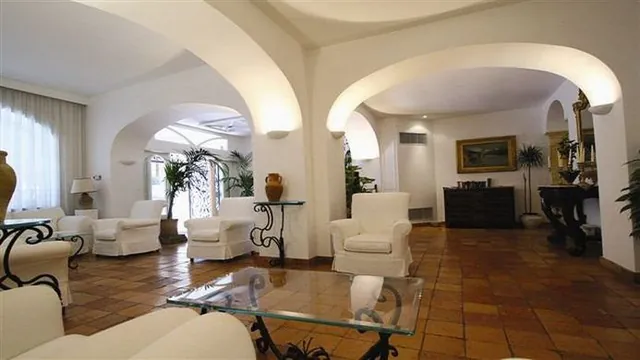 Ibis Golfe de Saint Tropez photo 3