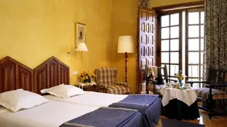 Parador Nacional Condes de Alba y Aliste