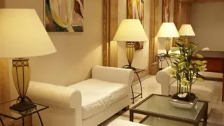 B4 Nice Plaza Hotel