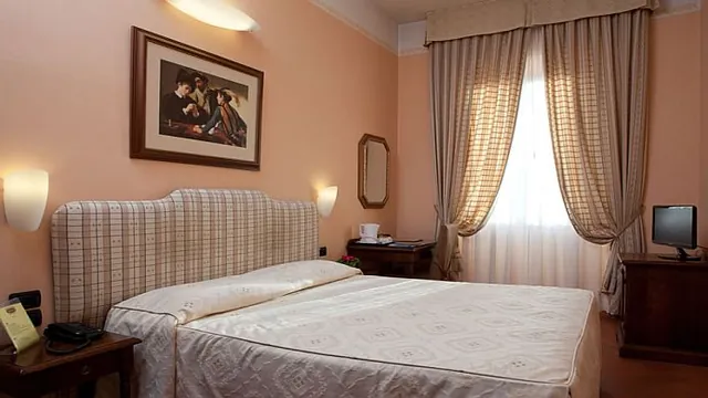 Caravaggio Hotel Florence photo 3