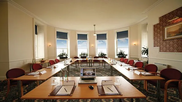 Mercure Brighton Seafront Hotel photo 1