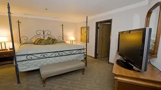 Mercure Rome West