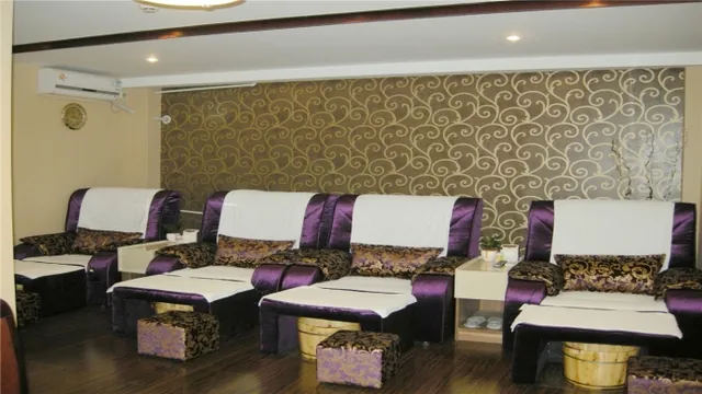 Mercure Maurepas Saint Quentin photo 2
