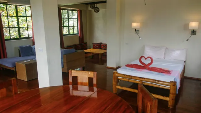 Isla Hayahay Beach Resort and Restaurant photo 1