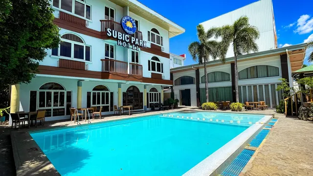 Subic Park Hotel photo 1