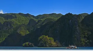 Two Seasons Coron Bayside Hotel