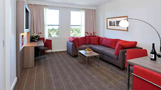 Novotel Melbourne Glen Waverley photo 1