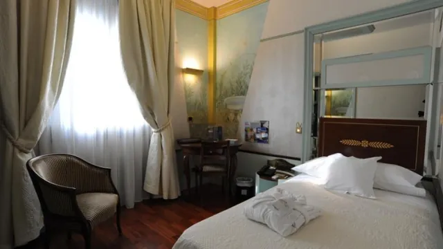 Antares Rubens Hotel Milan photo 6