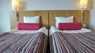 2Home Hotel Apartments Solna