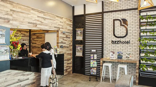 BZZ Hotel photo 1
