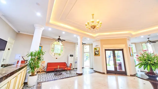 Hoa Binh Hanoi photo 3