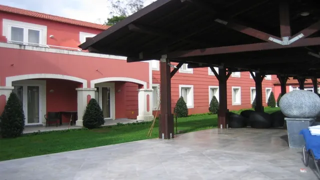 Enotel Santo da Serra photo 3