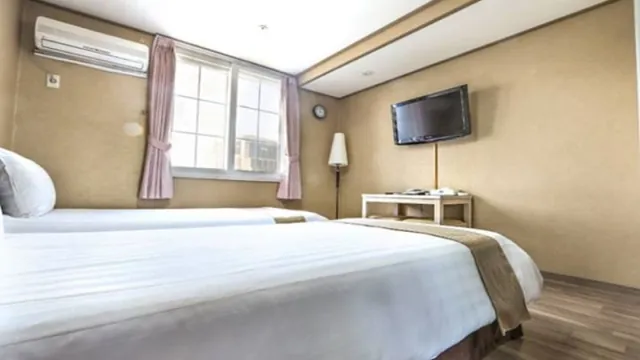 Mercure Sunshine Coast Kawana Waters photo 3