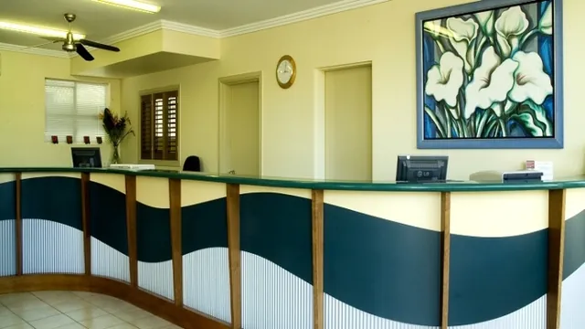 Cairns Queenslander Hotel & Apartments photo 5