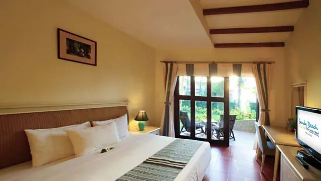 Centara Mae Sot Hill Resort photo 3