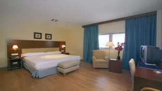 Husa Las Canas Hotel Viana