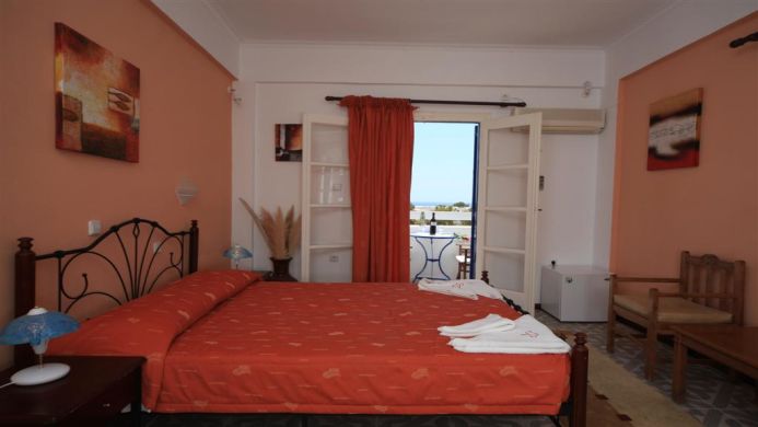 Aegean Plaza Hotel Santorini photo 2