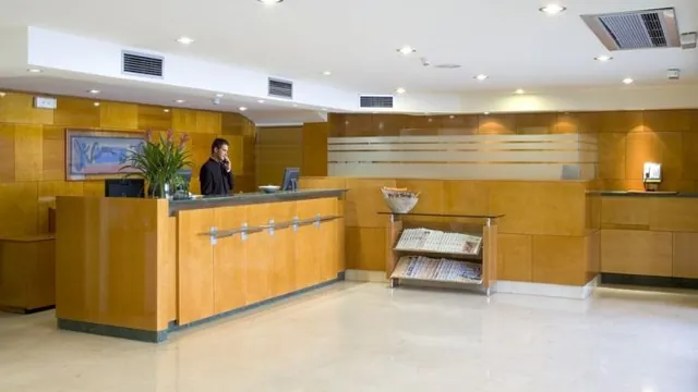 NH Pirineos Hotel Lleida photo 5
