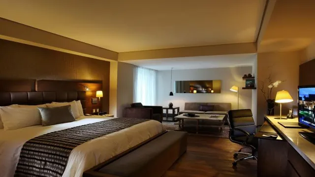 Courtyard By Marriott Hotel Santa Fe photo 2