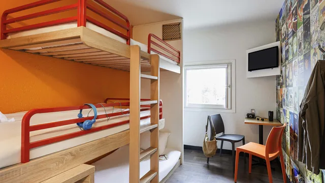 Days Inn & Suites by Wyndham Collingwood photo 5