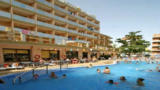 Bon Repos Hotel Calella photo 2