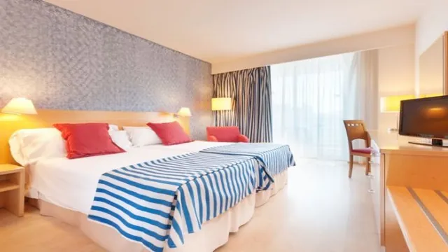 Tryp Port Cambrils Hotel photo 1