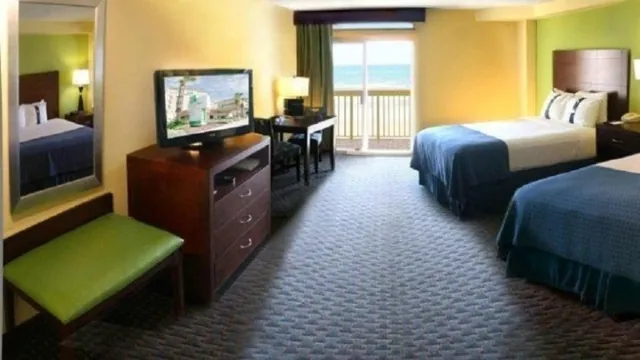 Holiday Inn Hotel & Suites Daytona Beach On The Ocean photo 1