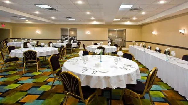 Holiday Inn Hotel & Suites Daytona Beach On The Ocean photo 2