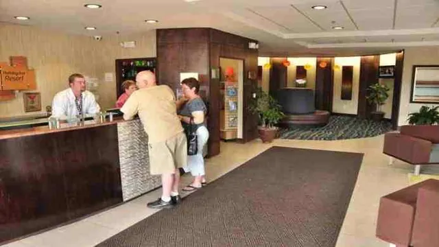 Daytona Inn Beach Resort photo 2
