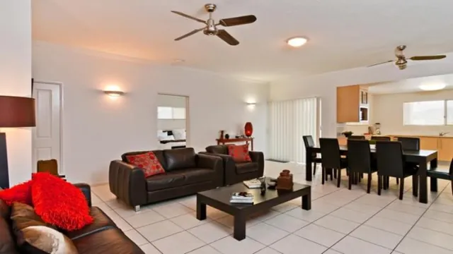 Grosvenor In Cairns Holiday Apartments photo 6