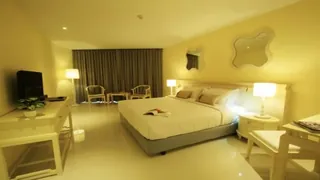 Andaman Embrace Resort & Spa Patong Phuket