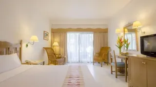 Amora Beach Resort