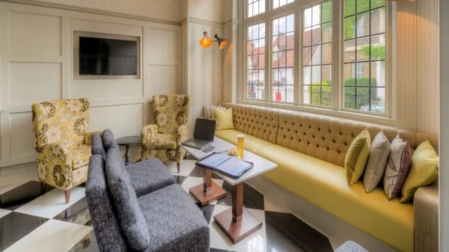 Comfort Hotel St. Albans photo 2