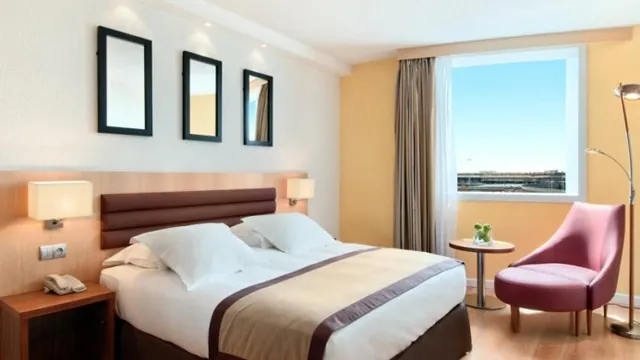 Best Western The Bell Hotel Epping photo 1
