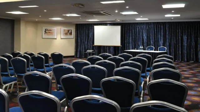 Comfort Hotel Harrow photo 2