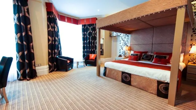 Best Western Plus Burlington Hotel photo 3