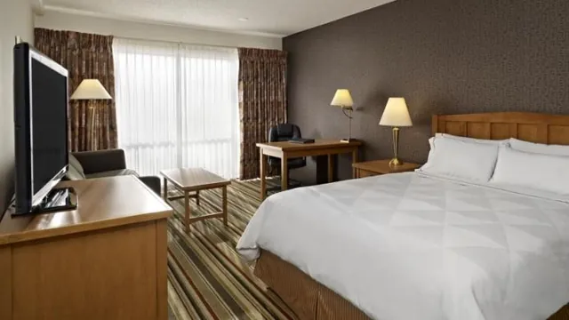 Regina Inn Hotel & Conference Centre photo 3